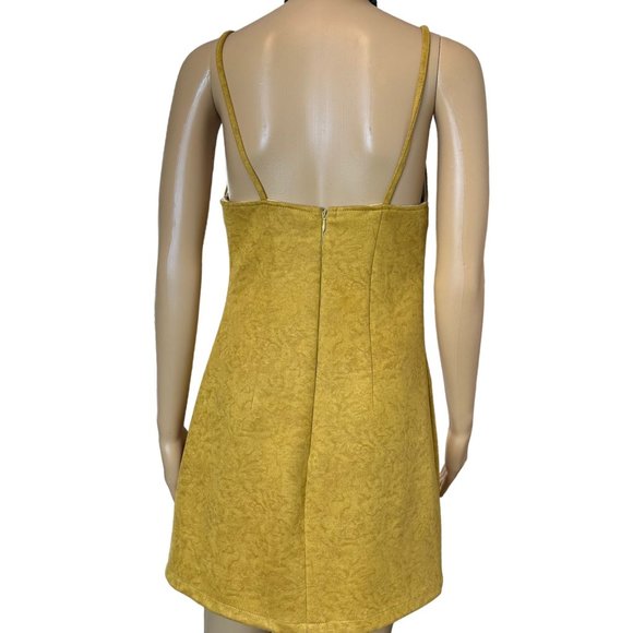 QA Shift Mini Dress Small S Yellow Sleeveless Pockets Velvet Stretch Slit Front - Picture 2 of 12